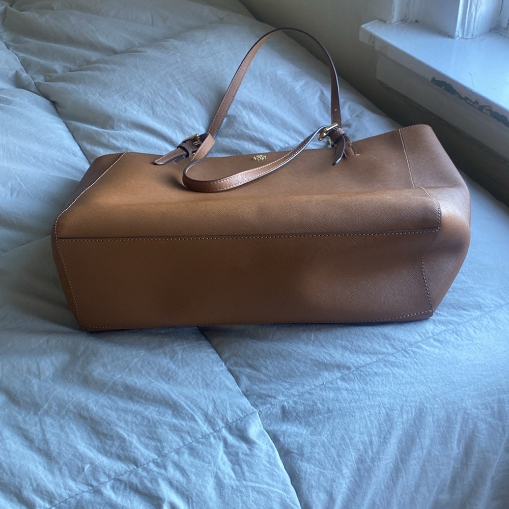 Tory Burch Tote ~ Tiramisu : Triple compartment - Picture 8 of 8